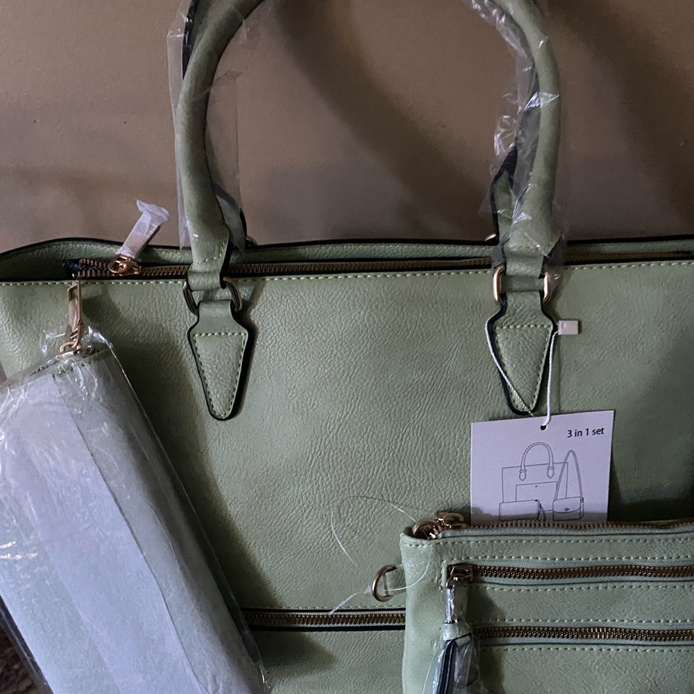Elegant Green Women's Handbag Set